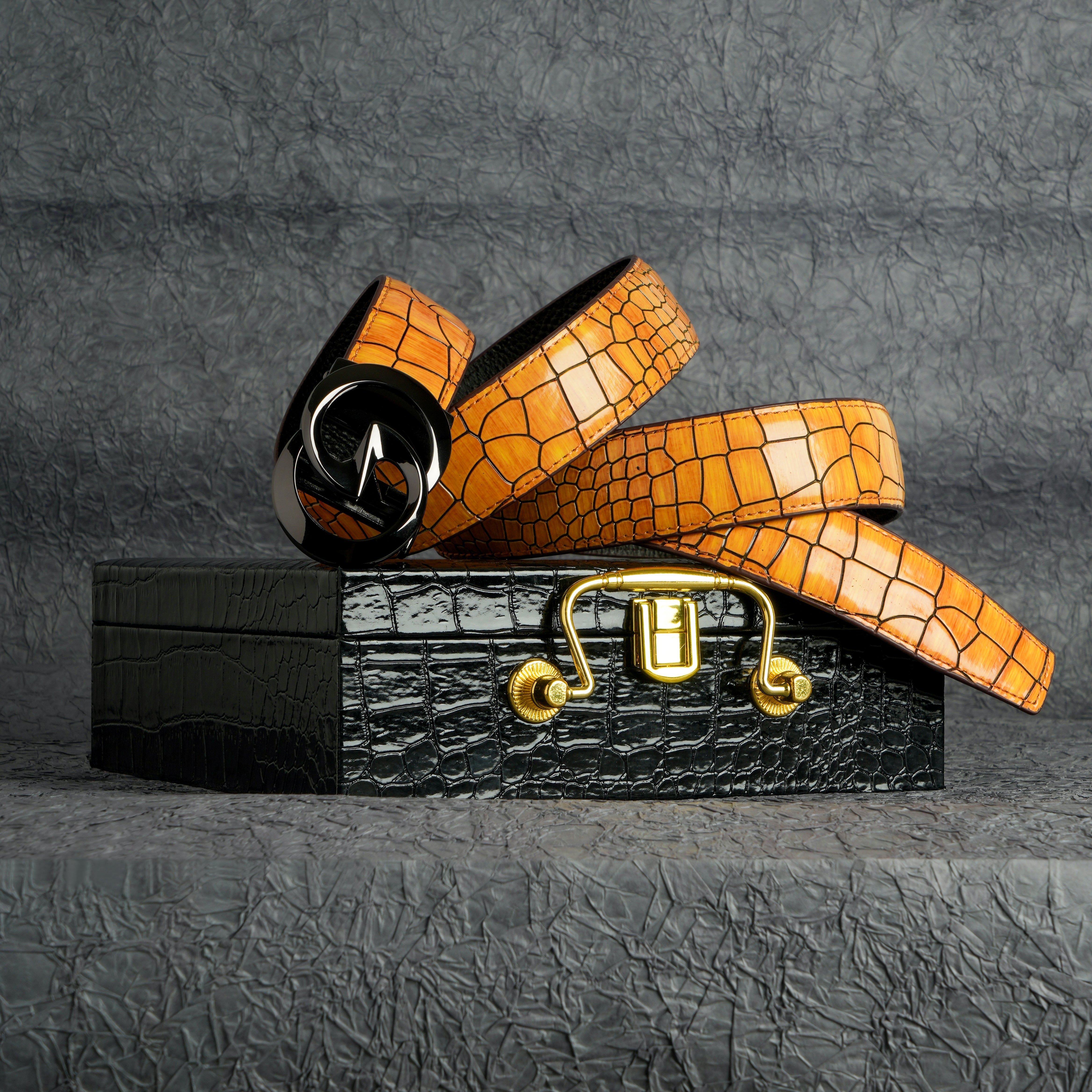 TORTOISE CRACK VEGETABLE TANNED 100% LEATHER BELT WITH CLASSIC BUCKLE