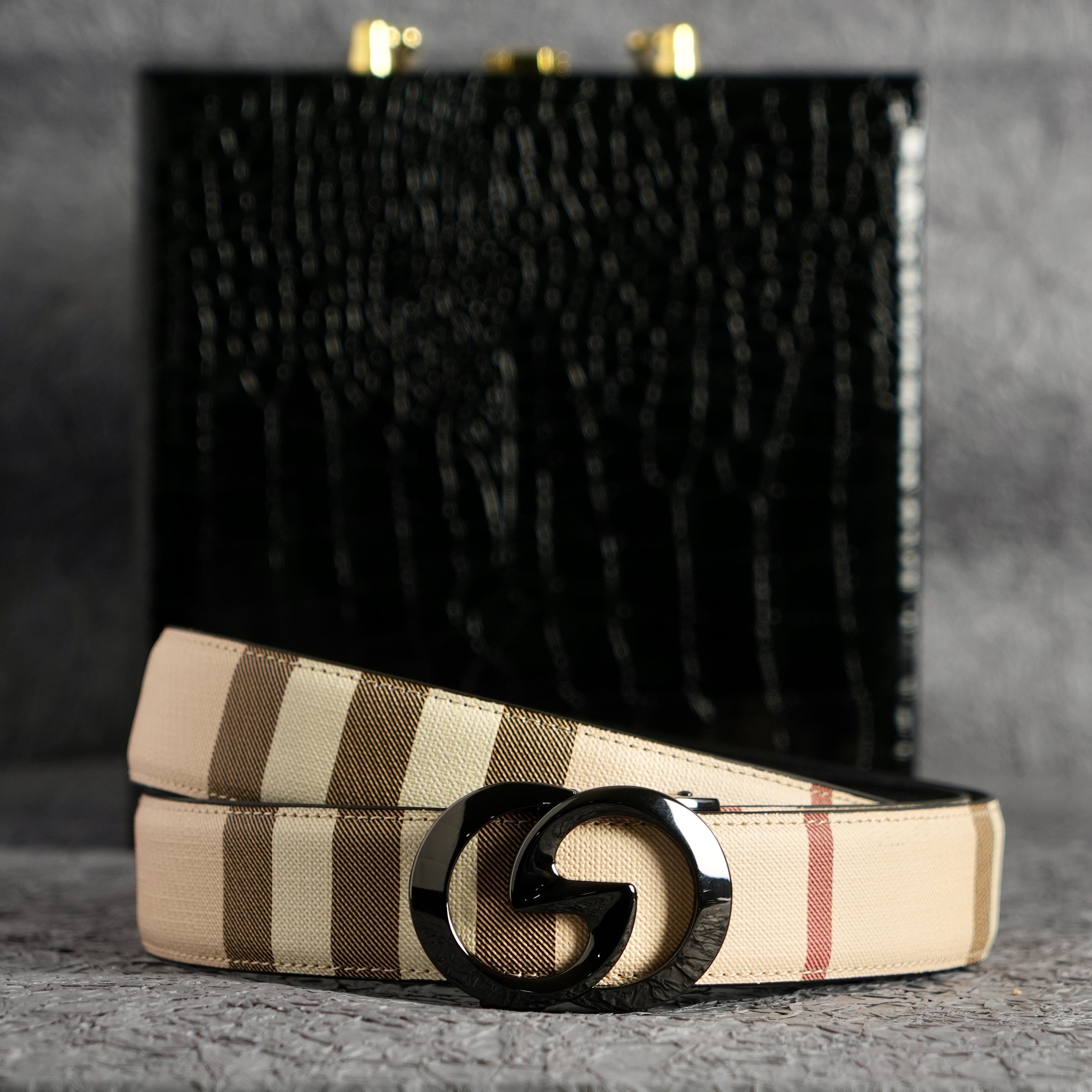 VEGETABLE TANNED 100% LEATHER BELT WITH CLASSIC BUCKLE